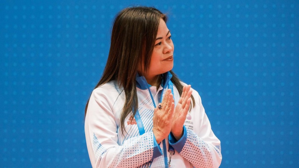 殘特奧會︱羅淑佩為特奧乒乓球頒獎 冀市民繼續支持香港運動員