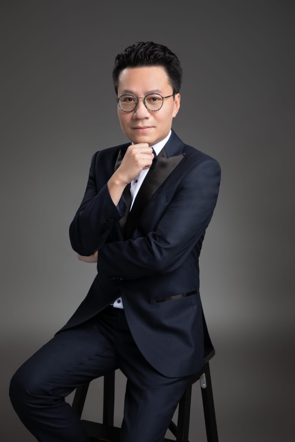 稍後小記會在本欄分享譚健業 (圖) 與呂健威及葉楚航的合作點滴,以及他所參與的慈善活動。 稍後小記會在本欄分享譚健業 (圖) 與呂健威及葉楚航的合作點滴,以及他所參與的慈善活動。