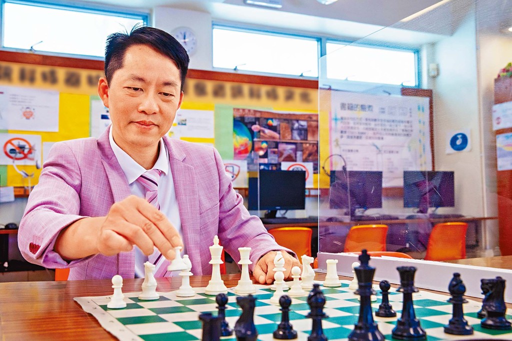 廠商會蔡章閣中學校長湯湛津先生表示，學校提供多元化的活動，藉此發揮學生潛能及長處。