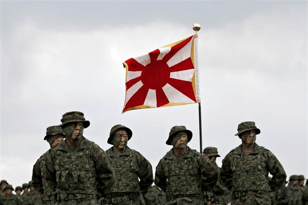 旭日旗被視為日本軍國主義的象徵，路透資料圖