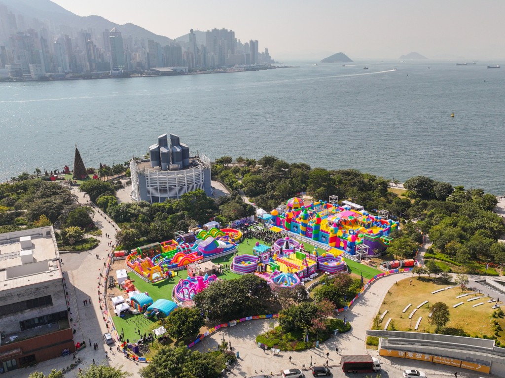 全球最大的充氣彈跳派對「The Big Bounce」於農曆新年回歸。 全球最大的充氣彈跳派對「The Big Bounce」於農曆新年回歸。