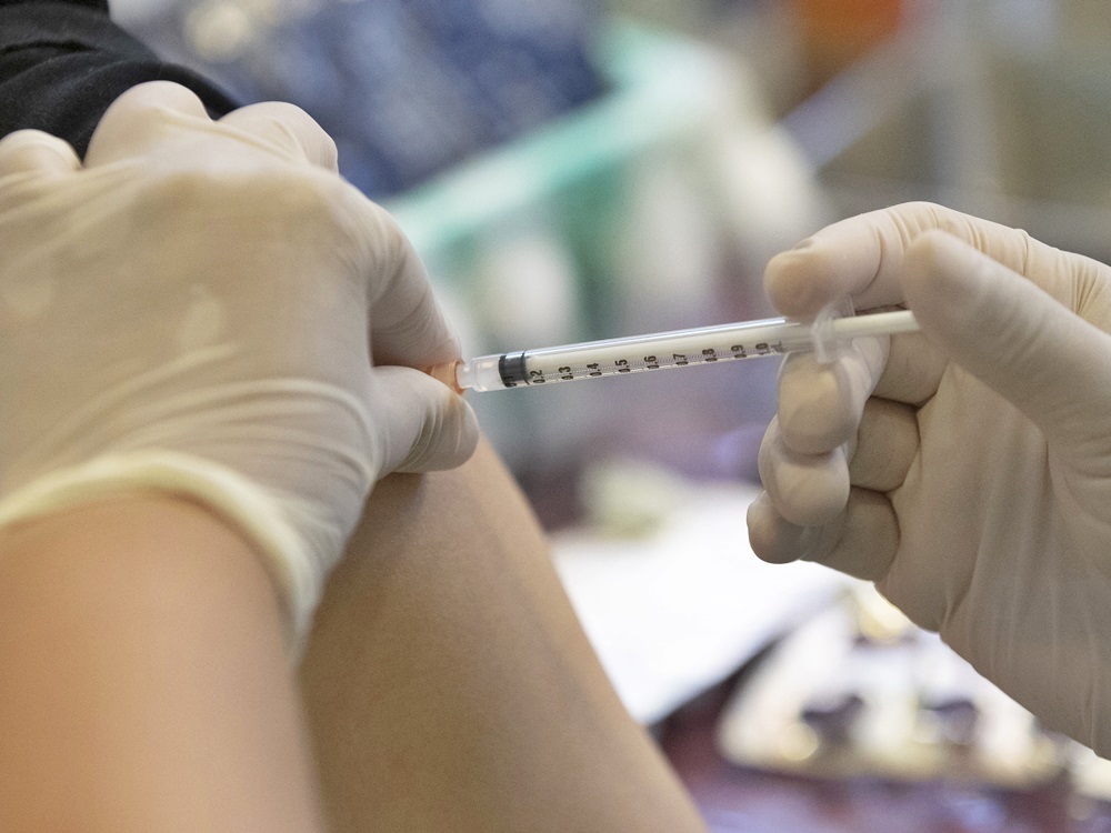 泰國各地政府為提高接種率都各出奇謀。AP資料圖片