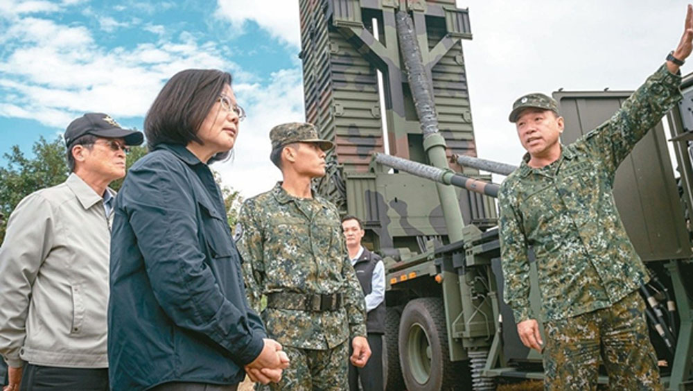蔡英文因應烏克蘭情勢下達4大指示，包括「強化台海軍事整備」。網圖