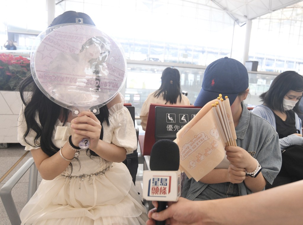 不願上鏡的(左起)楊小姐、宋小姐。何君健攝 不願上鏡的(左起)楊小姐、宋小姐。何君健攝
