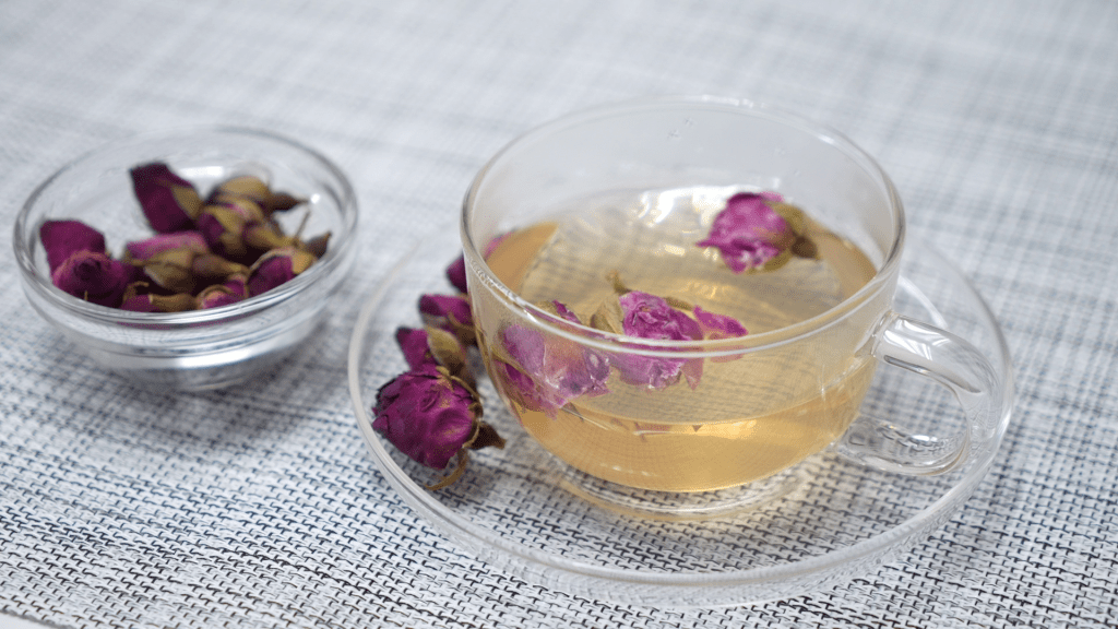 如果口淡無味想飲花茶，玫瑰花茶是一個不錯的選擇。