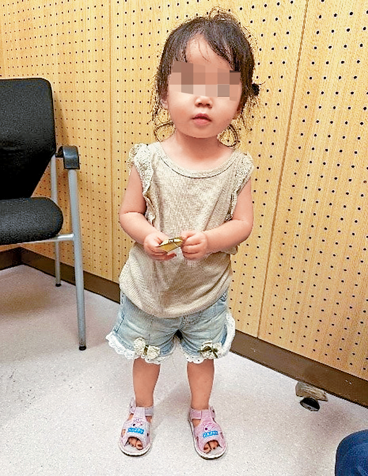 警方凌晨發女童相片，呼籲尋找其親人。