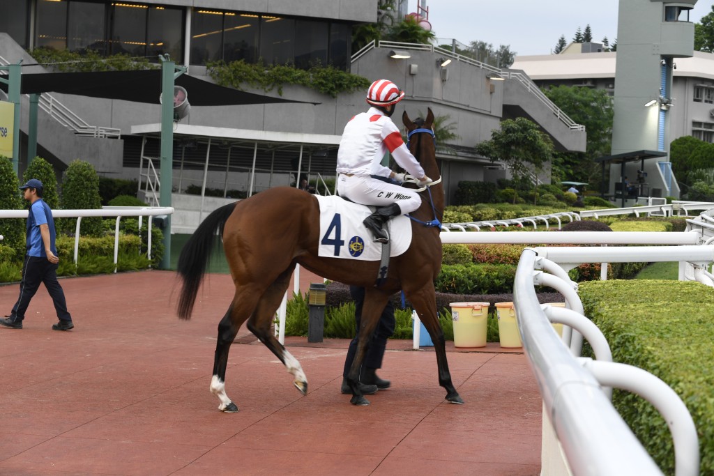 「川河冠駒」列陣第十場配班德禮。