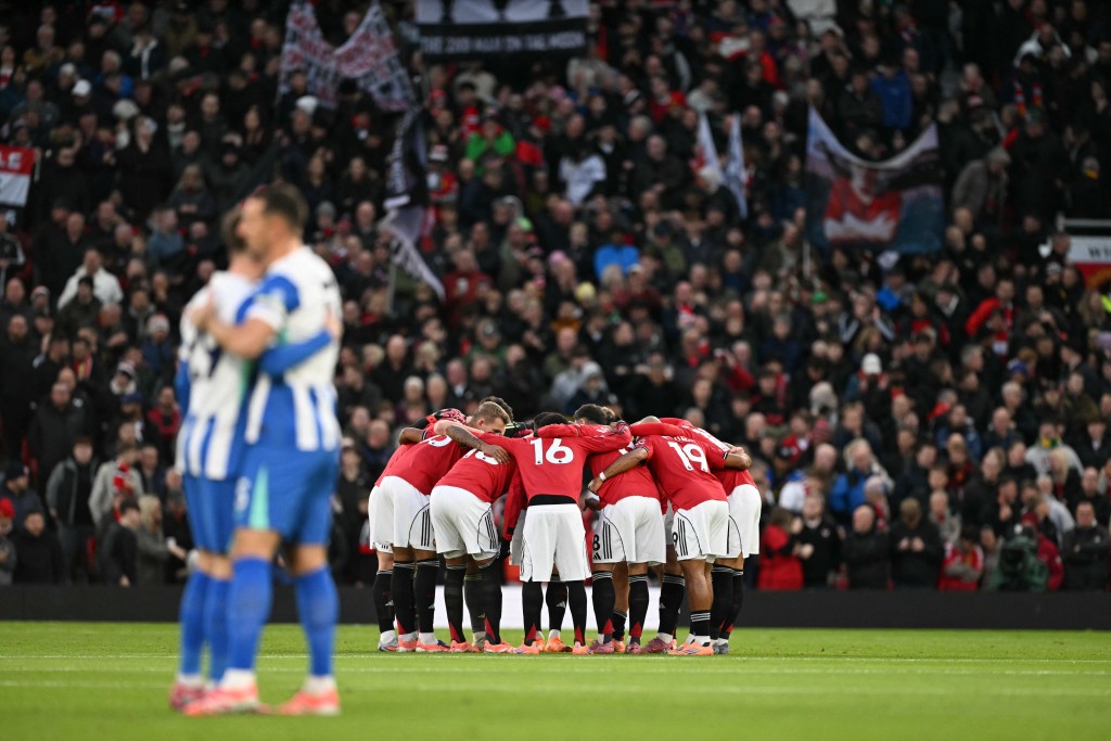 曼聯官方就宏福苑大火發文悼念。AFP