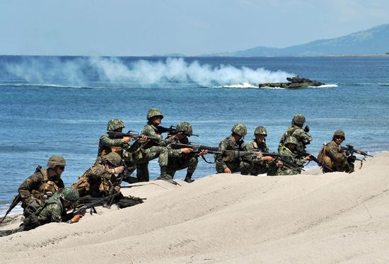 兩軍將模擬奪回菲律賓最北端被敵軍佔領的島嶼。資料圖片