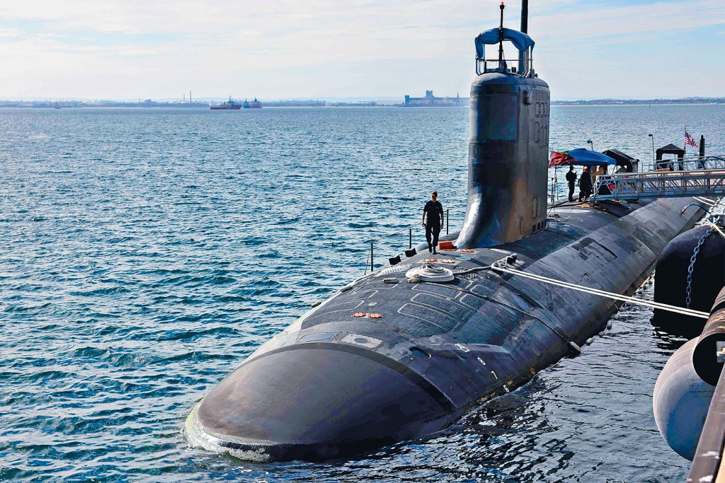 美軍維珍尼亞級核動力潛艇。
