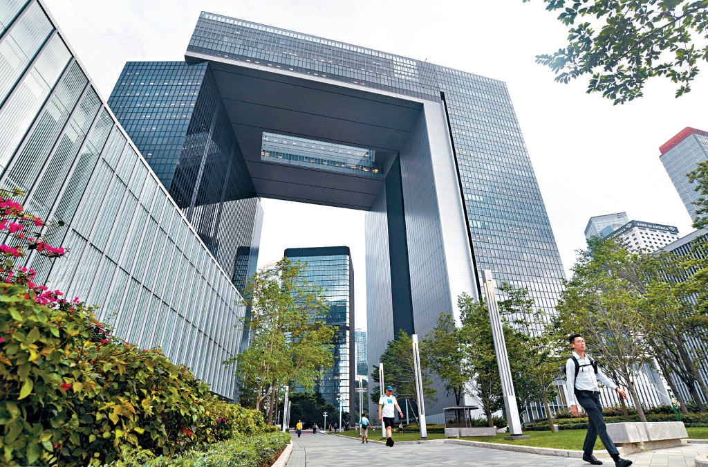 政府昨日向立法会提交文件，敲定「部门首长责任制」具体细节。