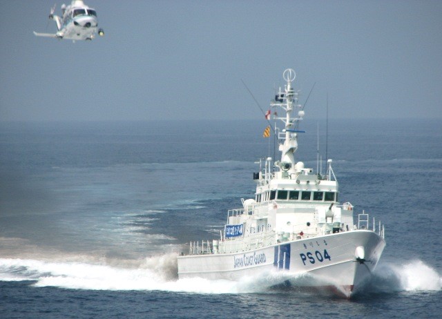中国已要求日本全力派员搜救失踪的中国渔民。海上保安厅