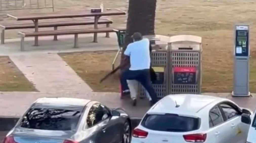 有民眾奮不顧身奪走槍手槍械。X@yngve_jacobsen