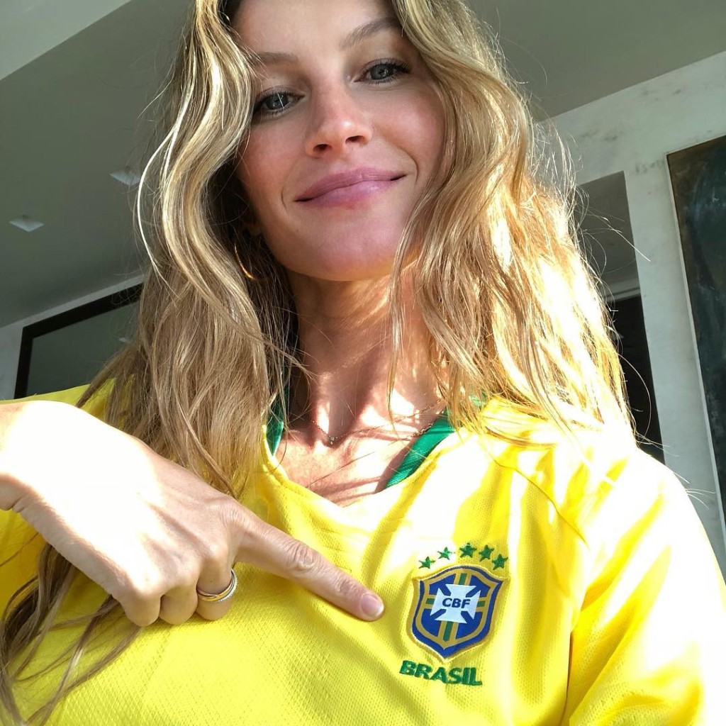 美式足球傳奇布雷迪的妻子芝素寶珊除了是美式足球球迷外，同時亦是英式足球粉絲，巴西出生的她當然最愛森巴軍團。網上圖片