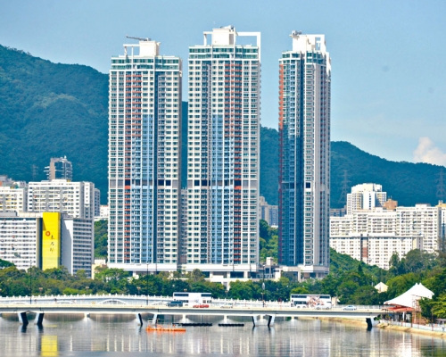 溱岸8號中層2380萬沽。