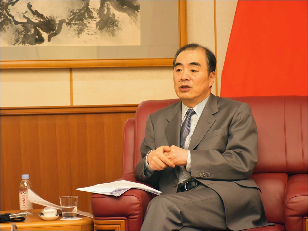 孔鉉佑稱中美關係比以前更加複雜。中國駐日本大使館圖片
