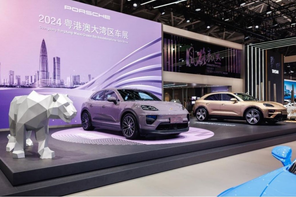 粤港澳大湾区车展深圳举行，保时捷首展全新纯电动Macan 4及Macan Turbo。