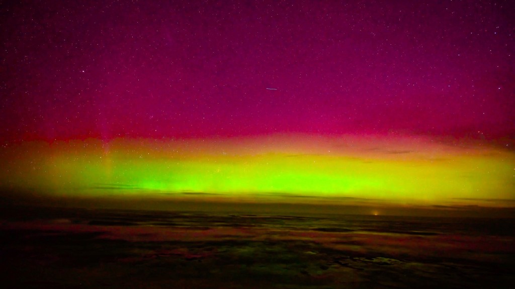 G4地磁風暴極光大爆發：攝於澳洲。 路透社