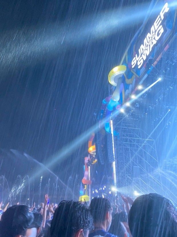 PSY近日在韓國舉辦《Summer Swag 2022》演唱會，一名工作人員意外身亡。(NAVER截圖)
