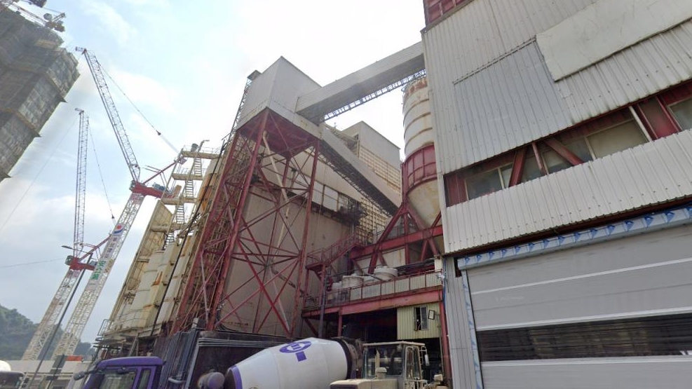油塘兩混疑土廠被拒續牌後繼續營運 ,環保署稱將嚴肅跟進。資料圖片