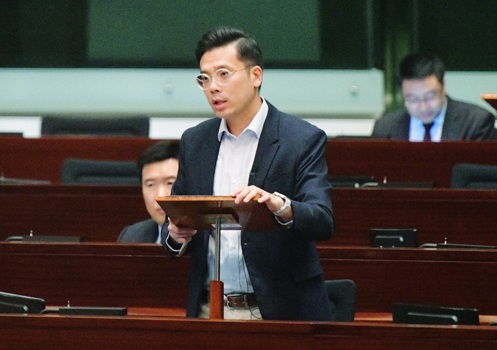 立法會房委會委員梁文廣認為即使建芬園一帶的公營房屋單位,仍然能夠滿足未來10年30萬8千的公營房屋數量。資料圖片 立法會房委會委員梁文廣認為即使建芬園一帶的公營房屋單位,仍然能夠滿足未來10年30萬8千的公營房屋數量。資料圖片