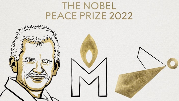 「紀念」曾於2022年和白俄羅斯人權倡議者比亞利亞茨基、烏克蘭人權組織「公民自由中心」，共同獲頒諾貝爾和平獎。