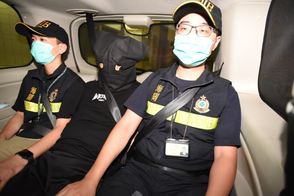 拘捕一男子。