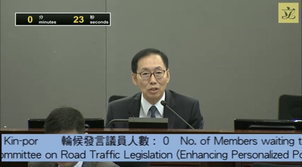 陳健波指自己另有一個更詳盡的報告。