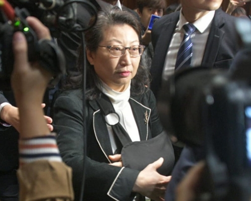 律政司司長鄭若驊。