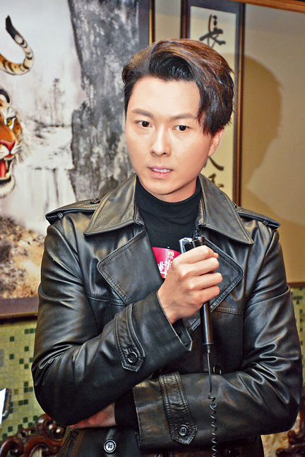 王浩信多次被传媒拍到没有戴上婚戒。（资料图片）