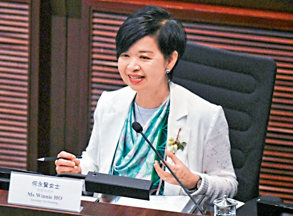 何永賢表示，房屋局會繼續全力落實一系列的房屋政策，協助不同階層的市民安居樂業。
