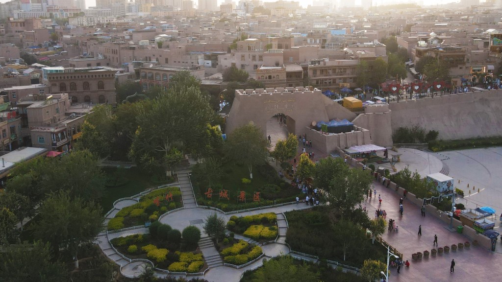 無人機拍攝的新疆喀什古城景區。 新華社