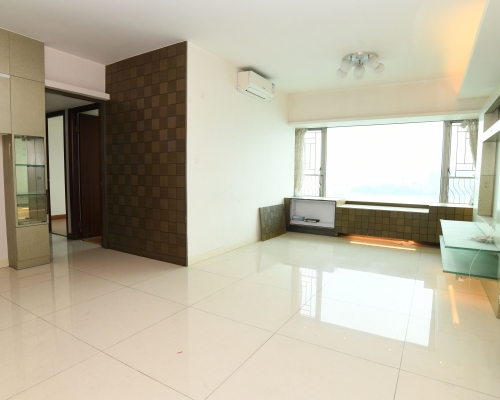 碧堤半島1座中層A室，面積968方呎。