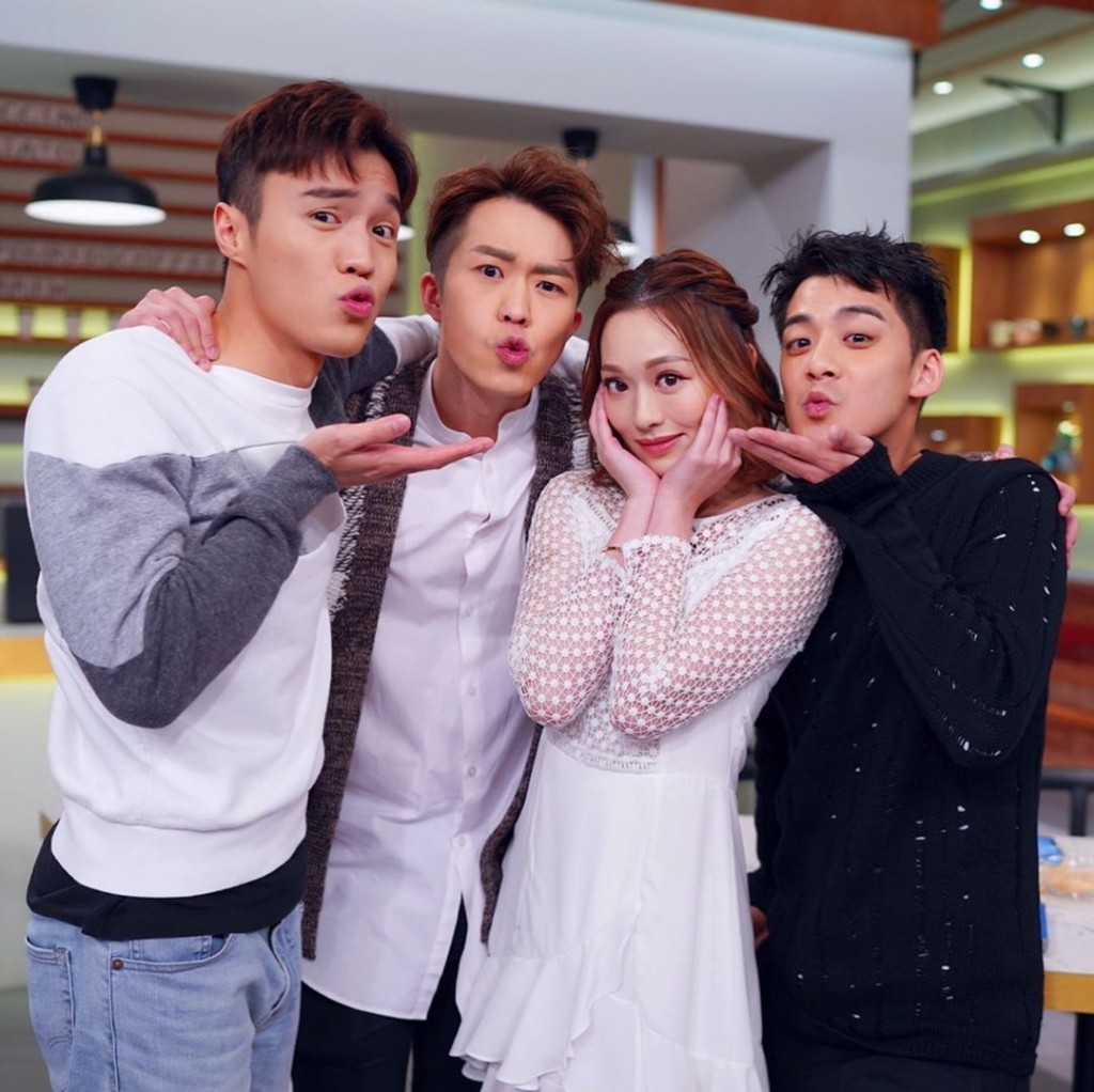 隨即被爆撻著鄭衍峰（左二）。