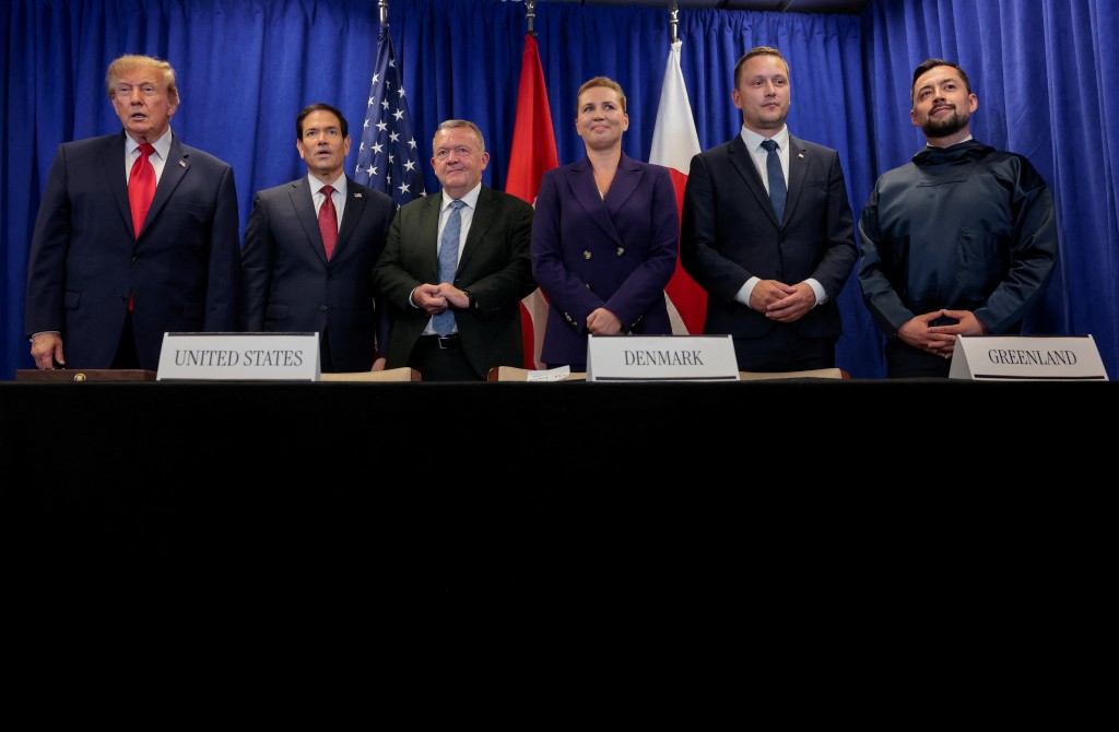 美国总统特朗普周二在纽约出席联合国大会期间，与丹麦及格陵兰领导人签署安全协议。路透社