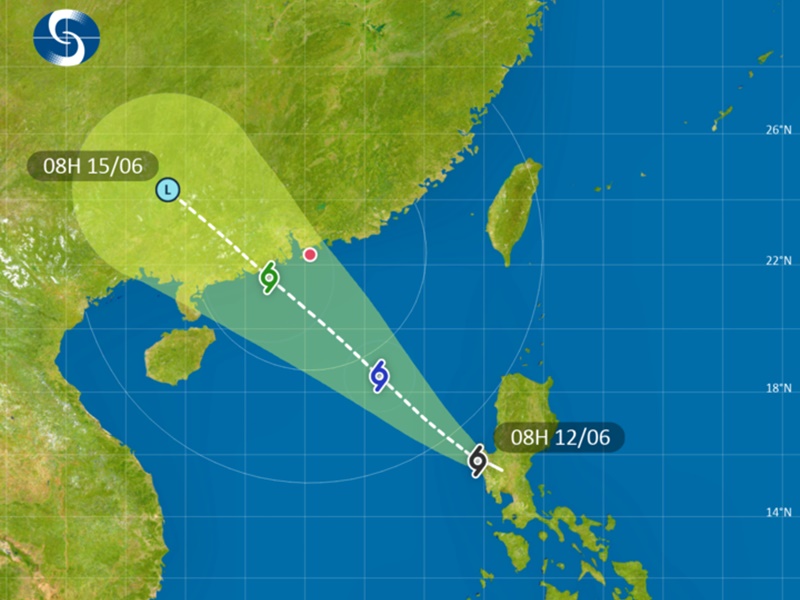 熱帶低氣壓會逐漸增強並在未來一兩日靠近廣東西部沿岸。天文台圖片