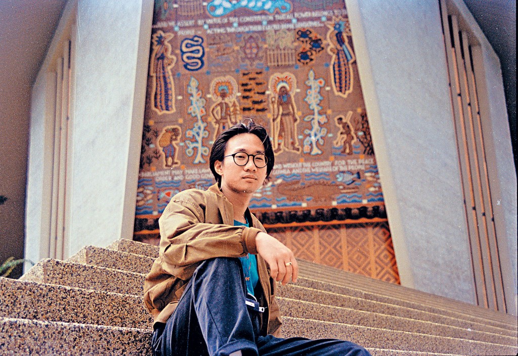 黄家驹强调Beyond玩的是流行音乐，希望作品可让更多乐迷欣赏得到。
　　