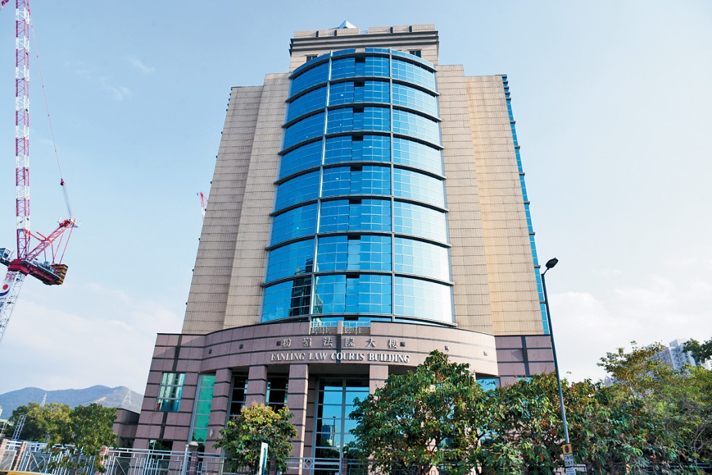 涉案39歲男司機承認違反逗留條件等19項罪名，還柙候懲。