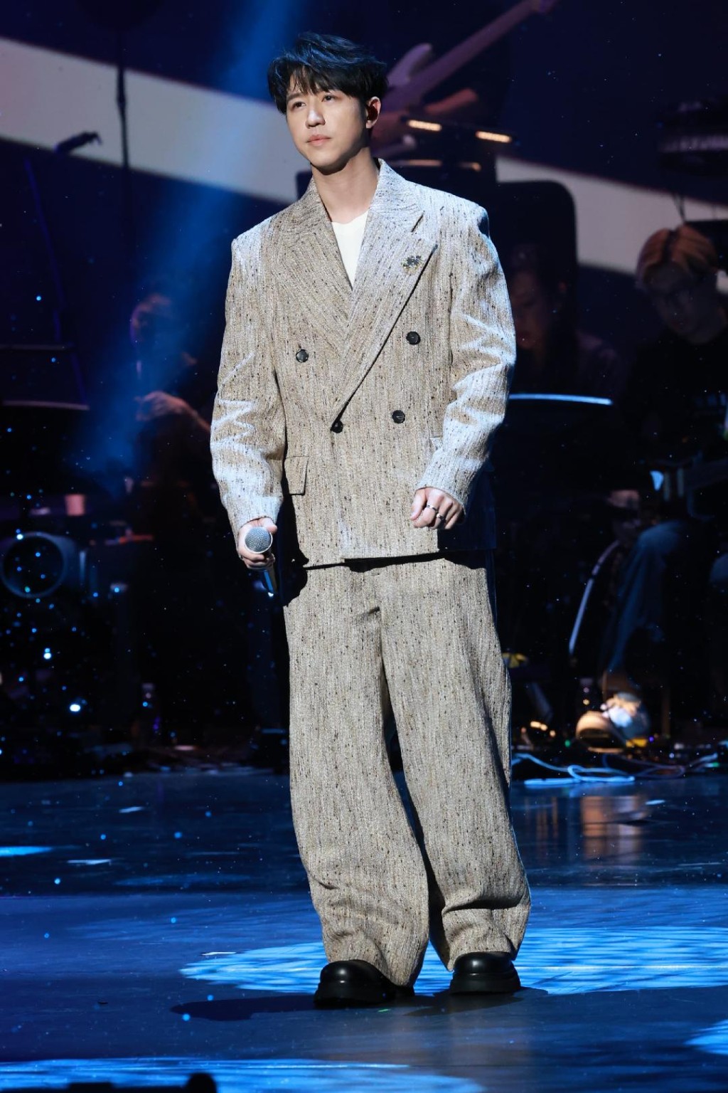 馮允謙覺得獲四個獎已好幸運。