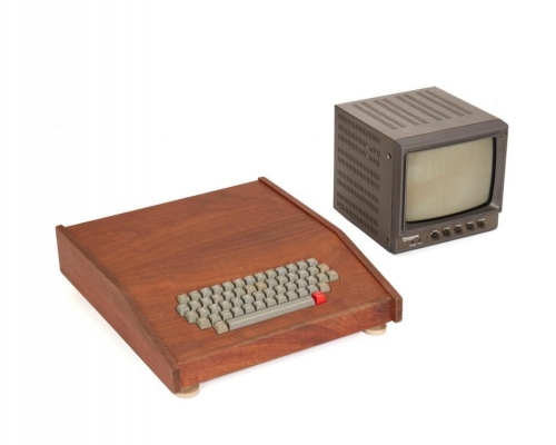 今次拍賣的Apple-1擁有木製外殼，是稀有品中的稀有品。互聯網圖片