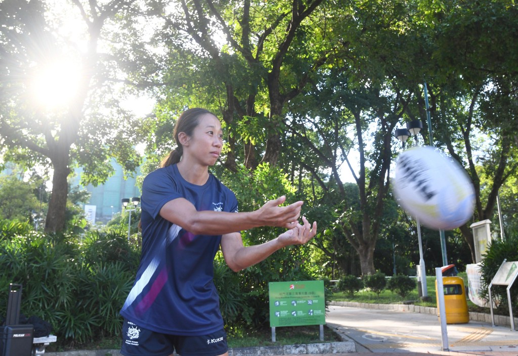 何君健攝 何君健攝