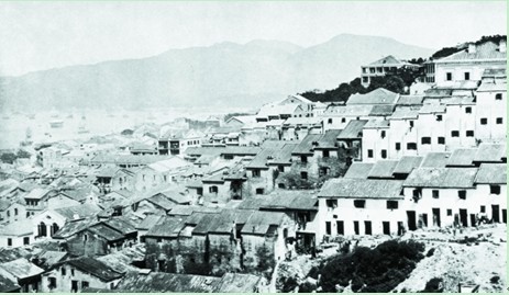 1894年5月香港被宣佈為鼠疫疫區，圖為當年華人聚居的太平山街區舊照。