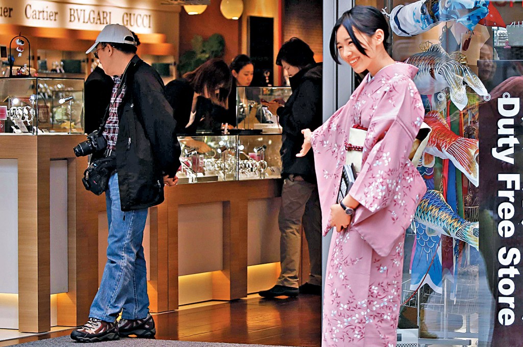 東京銀座一家免稅店。