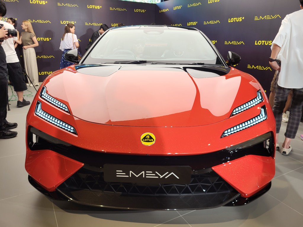 蓮花Lotus Emeya極級電動車香港登場，是品牌繼Eletre (Hyper SUV)之後，第二款純電動極級超跑，