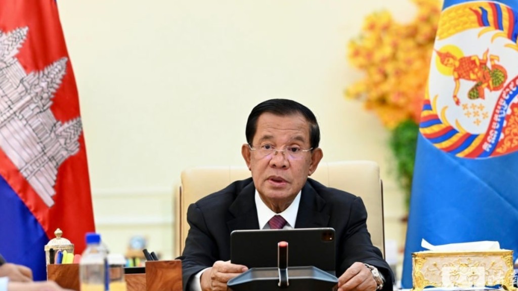 柬埔寨前總理洪森呼籲，司法部門勿減刑、特赦，一定要二人關好關滿。（柬中時報）