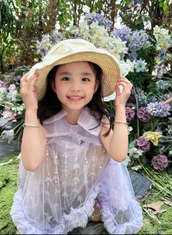 黃澤鑫改放「煲仔飯公主」的短片即賺來潑天流量。抖音