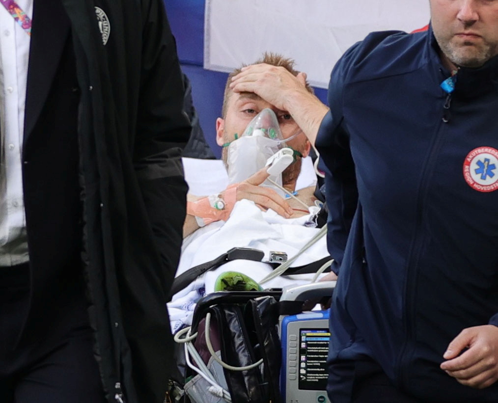 基斯甸艾歴臣在上届欧国杯分组赛对芬兰的比赛中因心脏病发突然倒下，令全球球迷震惊，职业生涯一度面临终结。路透社