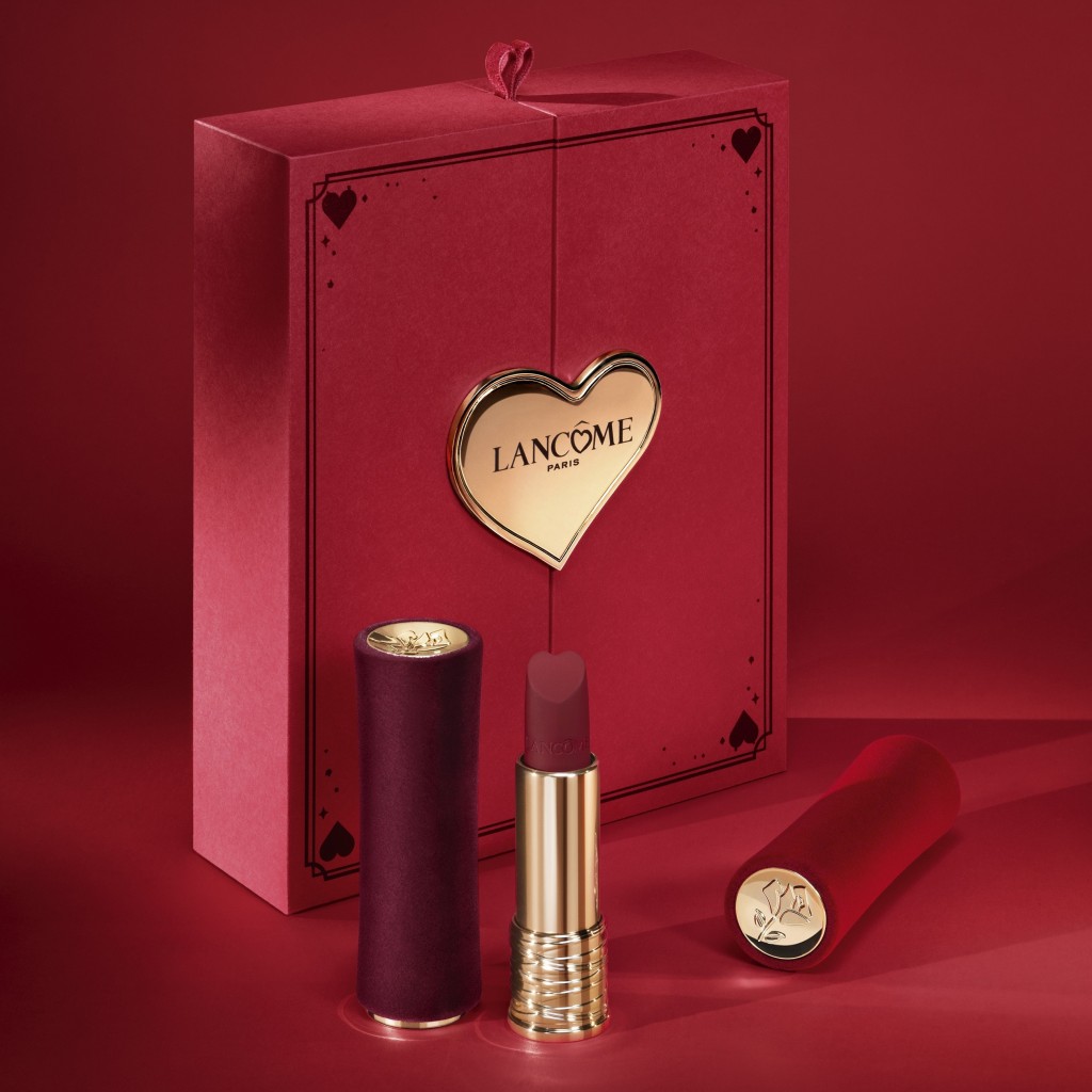Lancome QUEEN OF HEARTS限量版瑰麗絕色啞緻唇膏套裝／$670，內藏限量版L’Absolu Rouge Drama Matte瑰麗絕色啞緻唇膏，包括Lucky in Love #121及Love Bluff #912。