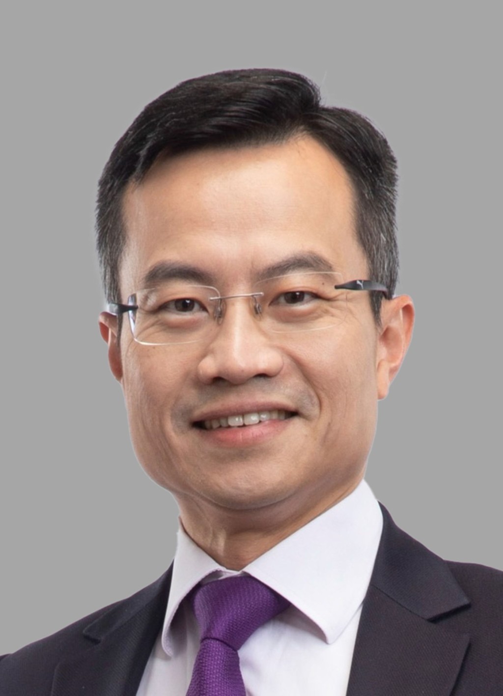 張亮曾於曾於多所本地及國際知名大學擔任顧問及學術職務。理大提供