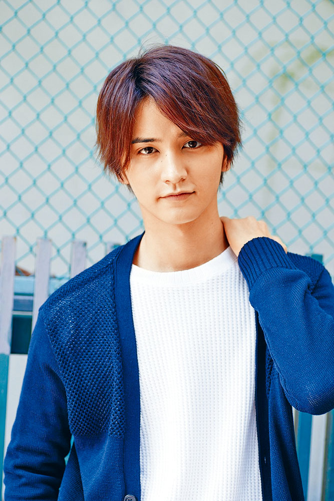 曾演過《幪面超人》的男星瀨戶利樹被爆疫情下開派對，並帶女子返家。